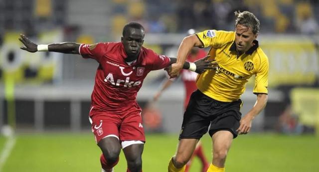 亚洲足球正 亚洲足球正