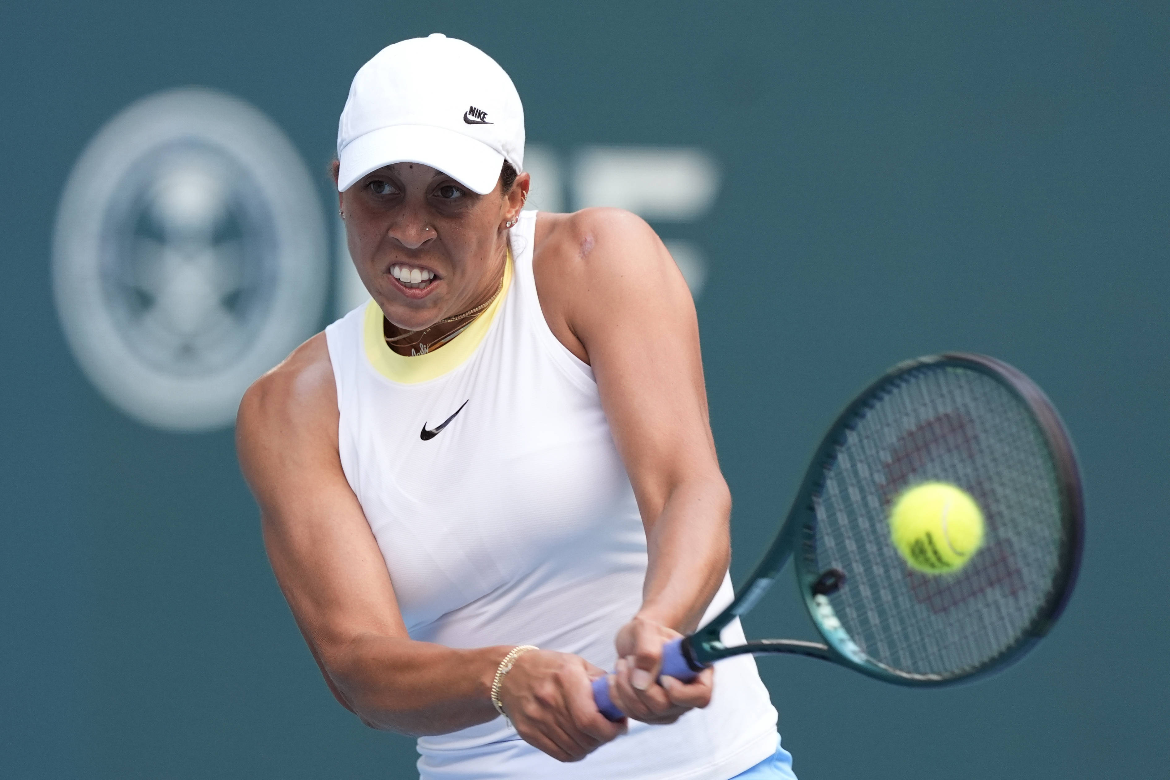 季赛保持稳 季赛保持稳