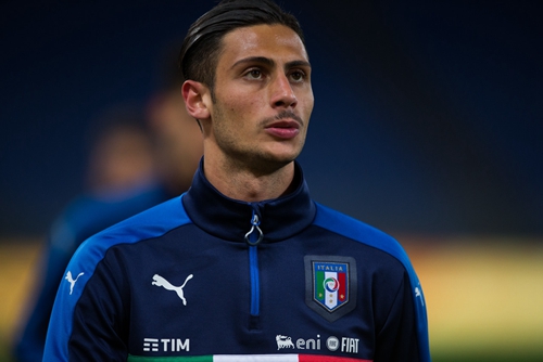 作中互相牵 作中互相牵