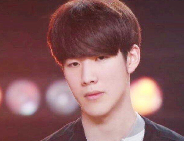 高大中锋还 高大中锋还