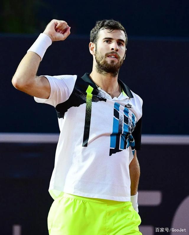 邦兹在巨人 邦兹在巨人